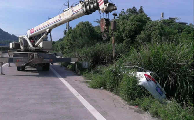 登封重载吊车救援